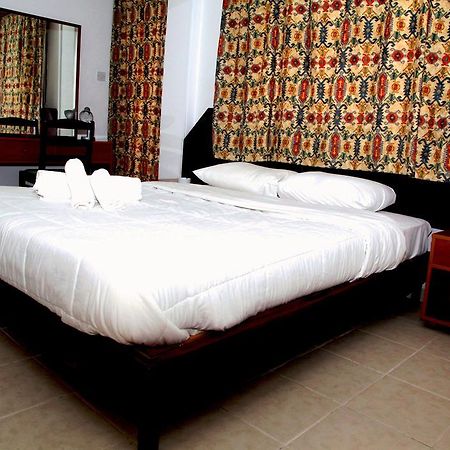 Rimi Hotel Nicosia Exterior photo