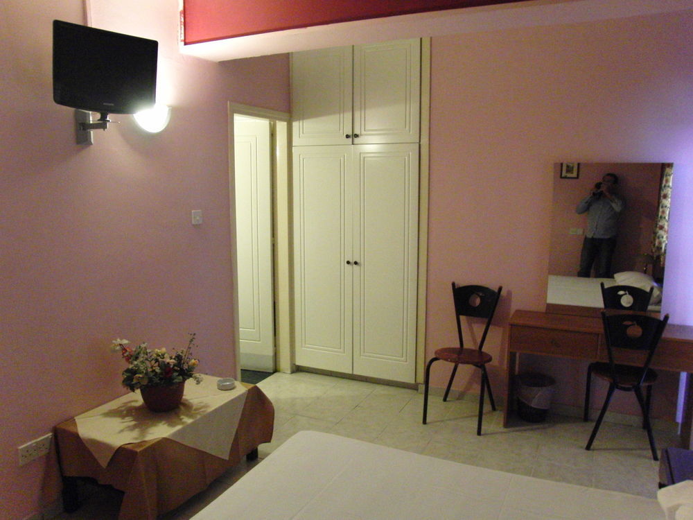 Rimi Hotel Nicosia Exterior photo